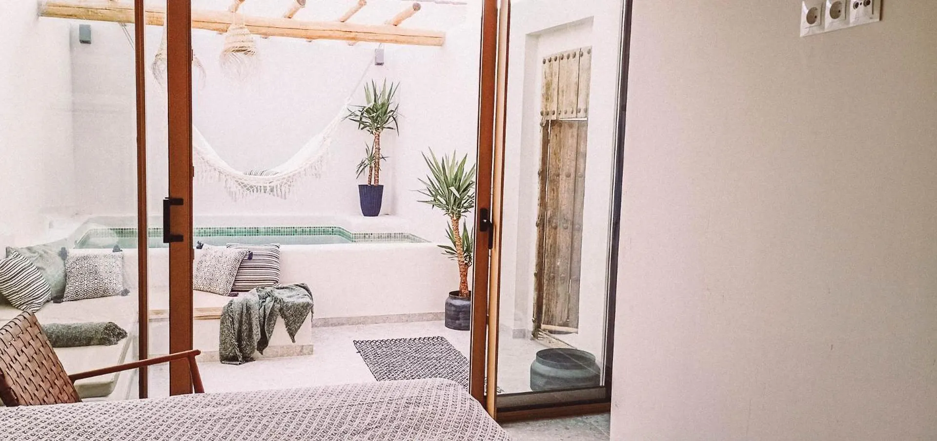 Ronda City Wall Apartments With Private Pool